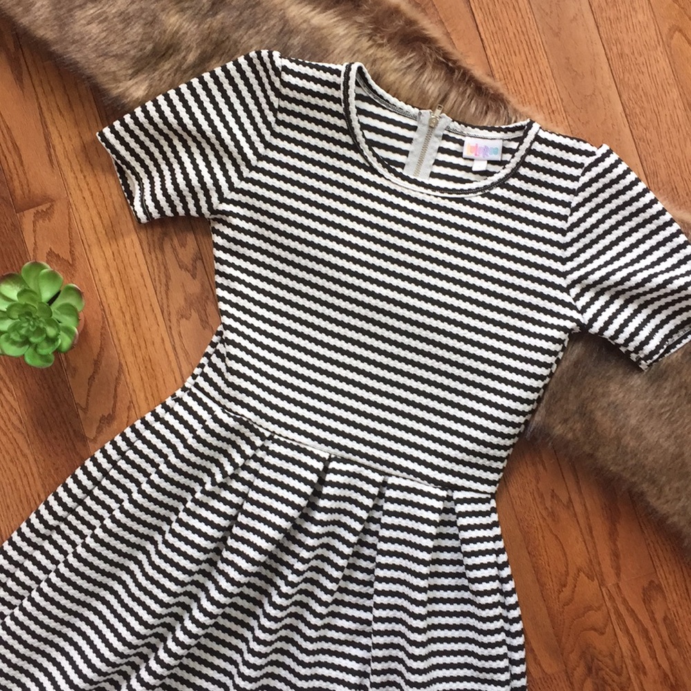LuLaRoe Amelia Striped Dress - S